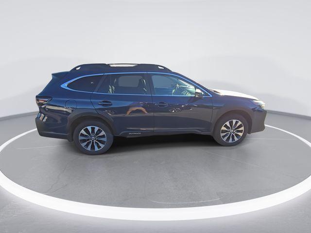 2023 Subaru Outback Vehicle Photo in Pleasant Hills, PA 15236