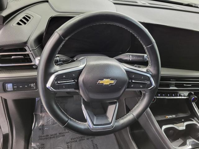 2025 Chevrolet Traverse Vehicle Photo in NEENAH, WI 54956-2243