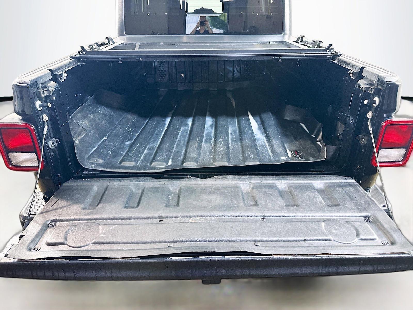2020 Jeep Gladiator Vehicle Photo in Langhorne, PA 19047