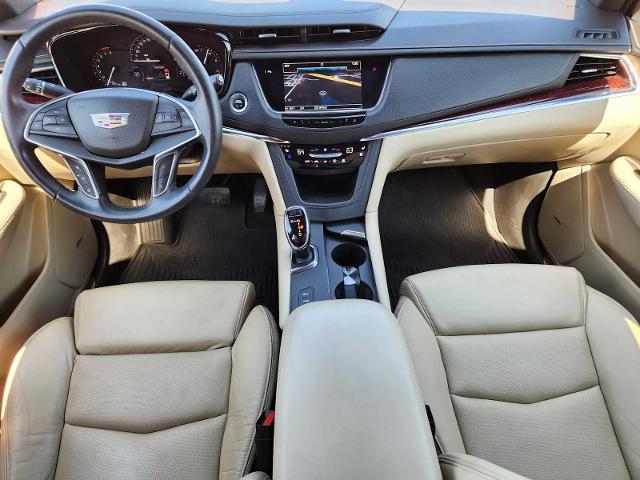 2017 Cadillac XT5 Vehicle Photo in DENTON, TX 76210-9321