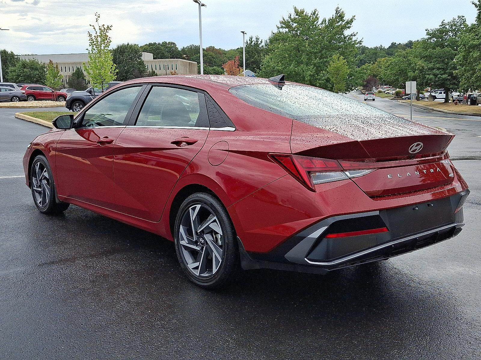 2025 Hyundai ELANTRA Hybrid Vehicle Photo in Harrisburg, PA 17111