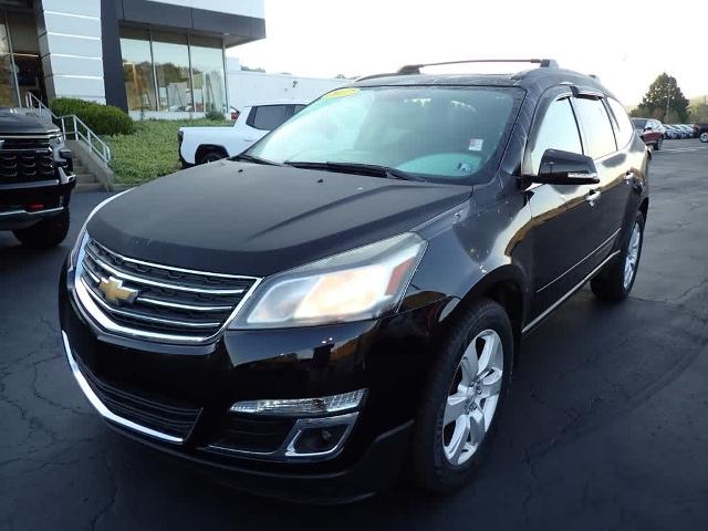 2017 Chevrolet Traverse Vehicle Photo in ZELIENOPLE, PA 16063-2910
