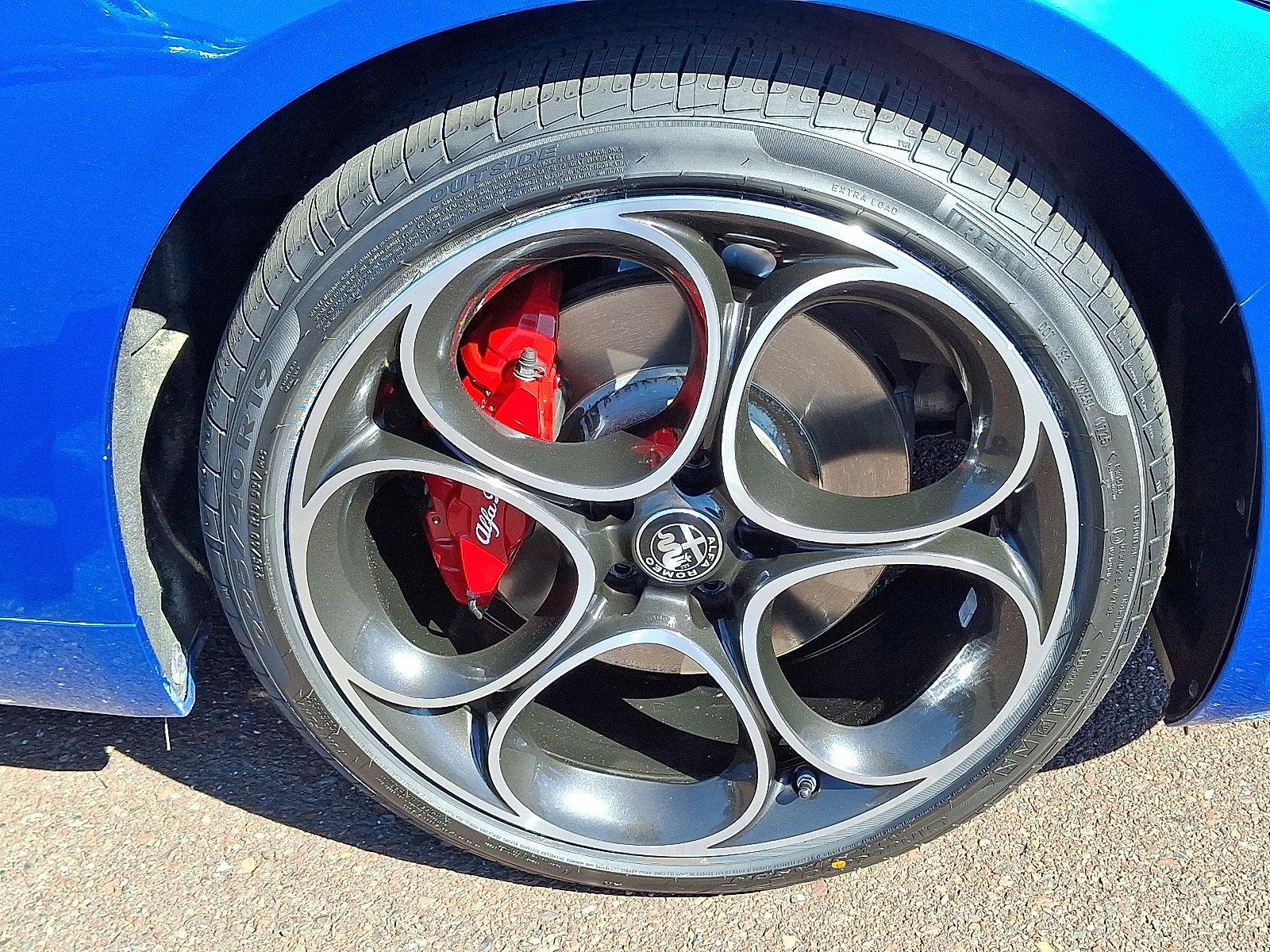 2022 Alfa Romeo Giulia Vehicle Photo in Willow Grove, PA 19090