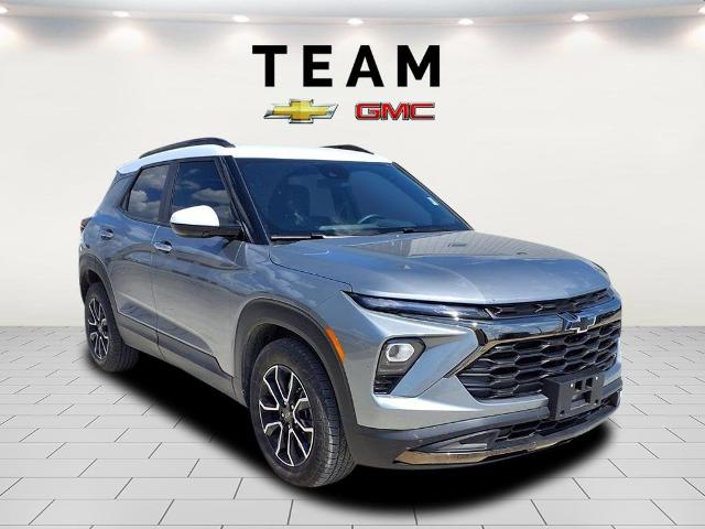 2024 Chevrolet Trailblazer Gris (Sterling Gray Metallic) SUV/Crossover Tracción delantera 