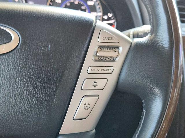 2016 INFINITI QX80 Vehicle Photo in DENTON, TX 76210-9321
