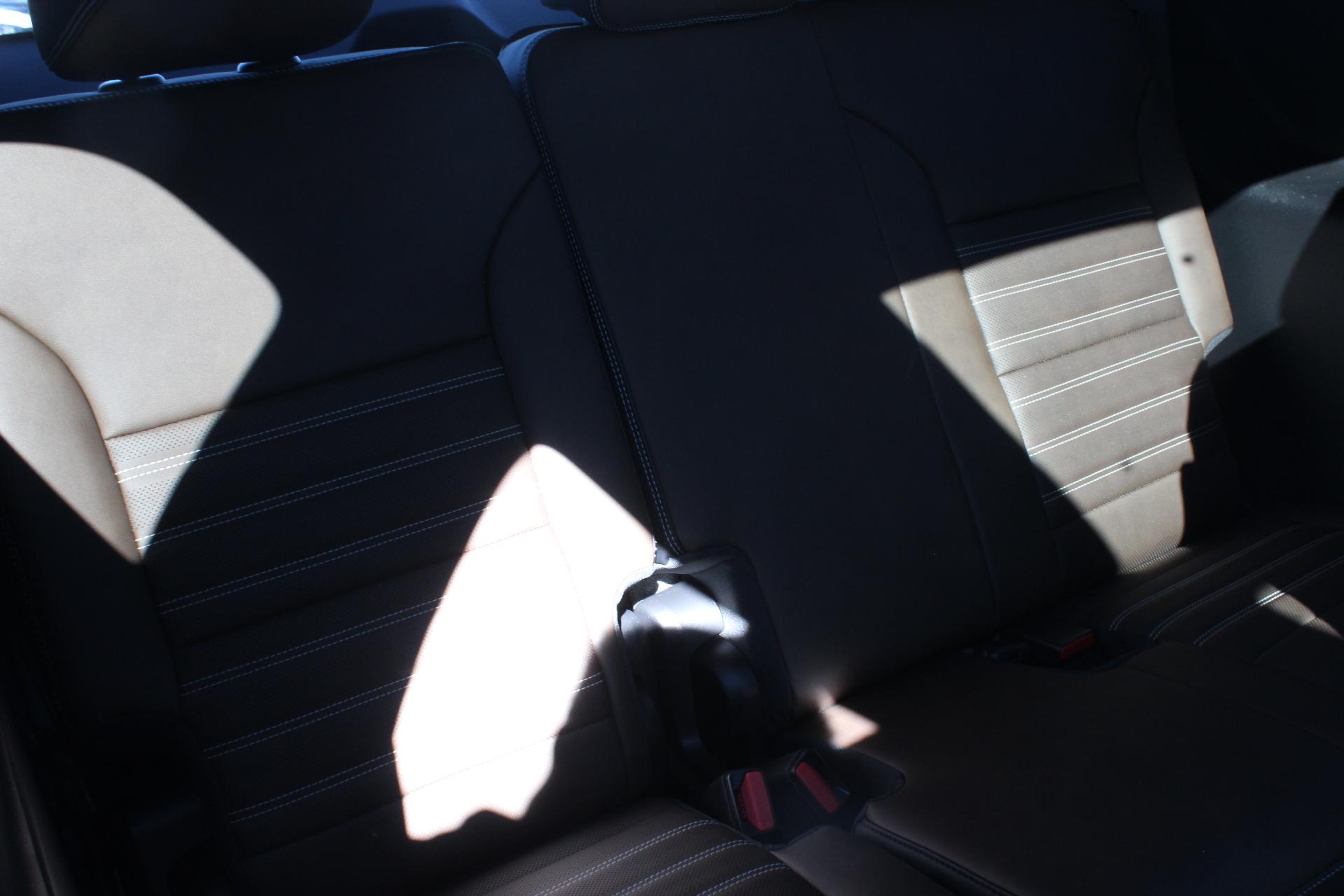 2026 GMC Acadia Vehicle Photo in AURORA, CO 80012-4011