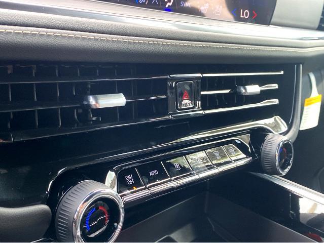 2025 Chevrolet Suburban Vehicle Photo in POOLER, GA 31322-3252