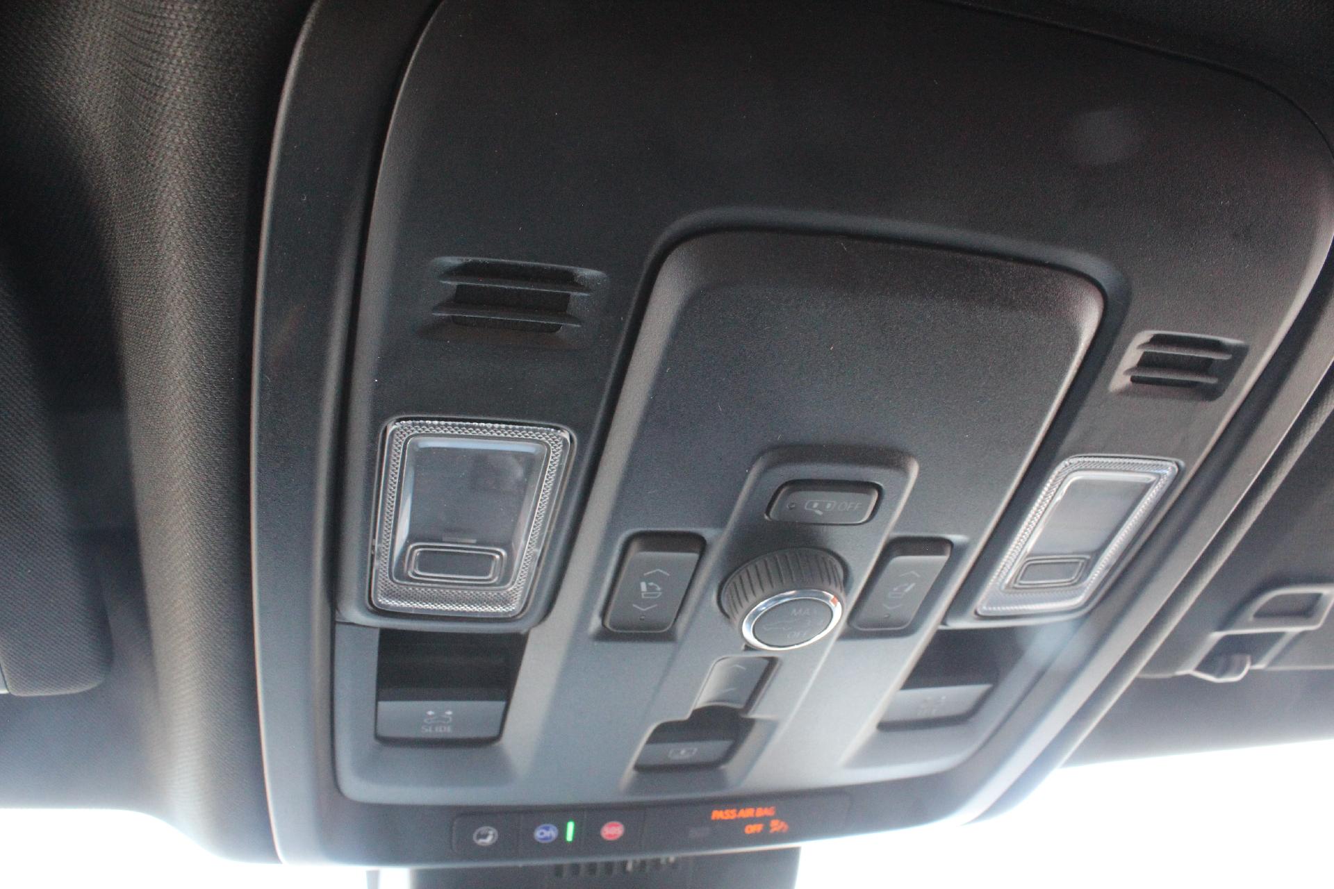 2025 GMC Yukon Vehicle Photo in AURORA, CO 80012-4011