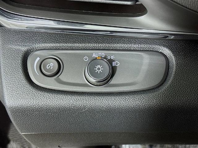 2025 Buick Envista Vehicle Photo in PUYALLUP, WA 98371-4149