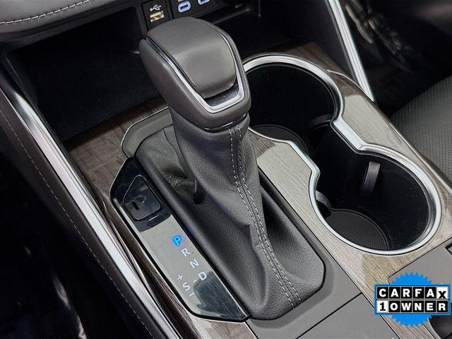 2023 Toyota Highlander Vehicle Photo in Puyallup, WA 98371