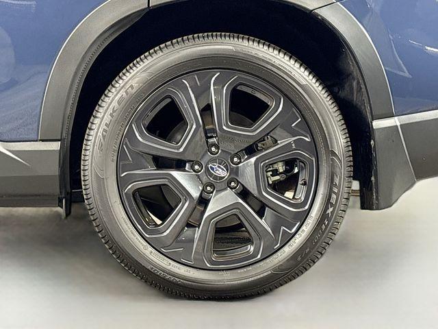 2024 Subaru Ascent Vehicle Photo in Puyallup, WA 98371