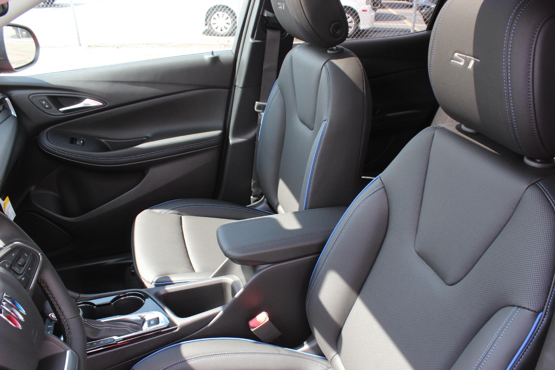 2026 Buick Encore GX Vehicle Photo in AURORA, CO 80012-4011