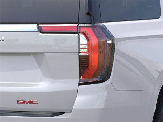 2025 GMC Yukon XL Vehicle Photo in ROCHESTER HILLS, MI 48307-2741