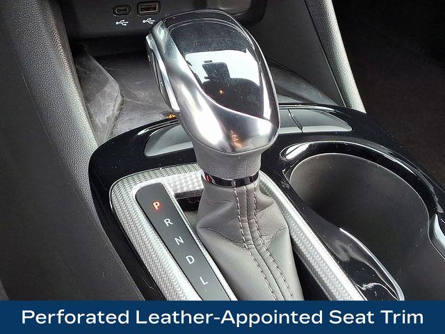 2025 Buick Envista Vehicle Photo in DANBURY, CT 06810-5034
