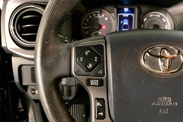 2018 Toyota Tacoma Vehicle Photo in Lees Summit, MO 64086