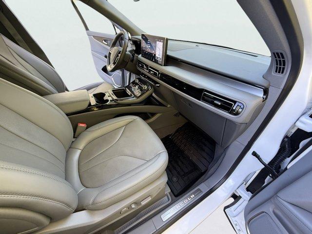 2023 Lincoln Nautilus Vehicle Photo in LEOMINSTER, MA 01453-2952