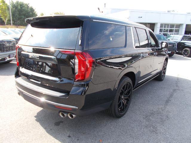 2023 GMC Yukon XL Vehicle Photo in LOWELL, MA 01852-4336