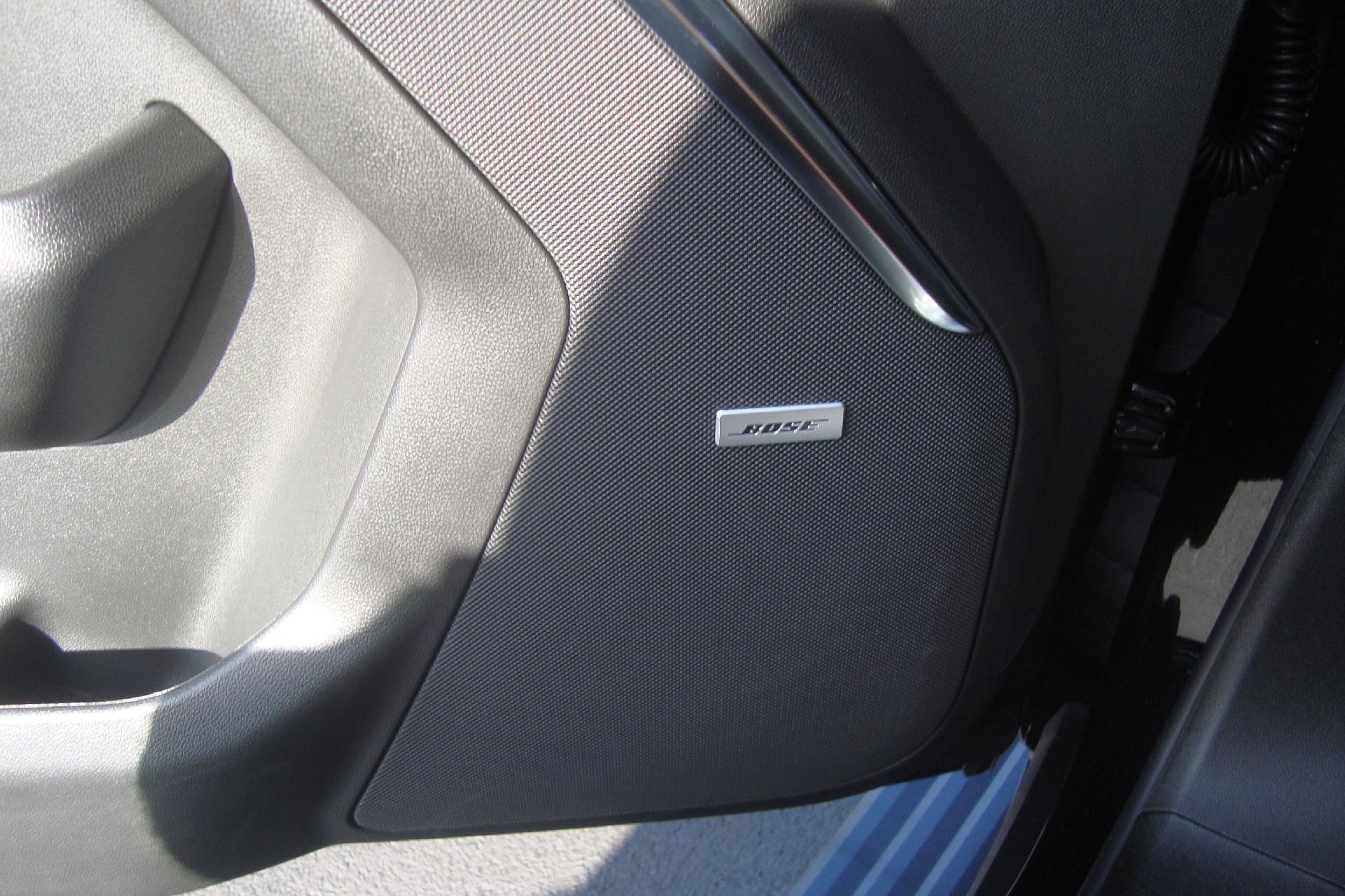 2025 GMC Yukon XL Vehicle Photo in PORTSMOUTH, NH 03801-4196