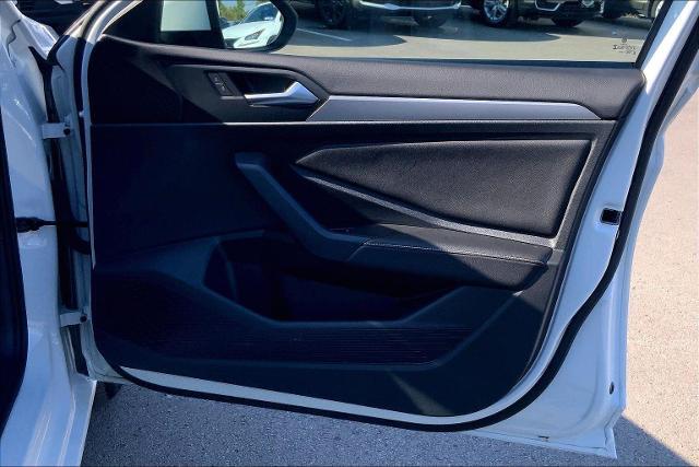 2024 Volkswagen Jetta Vehicle Photo in KANSAS CITY, MO 64114-4502