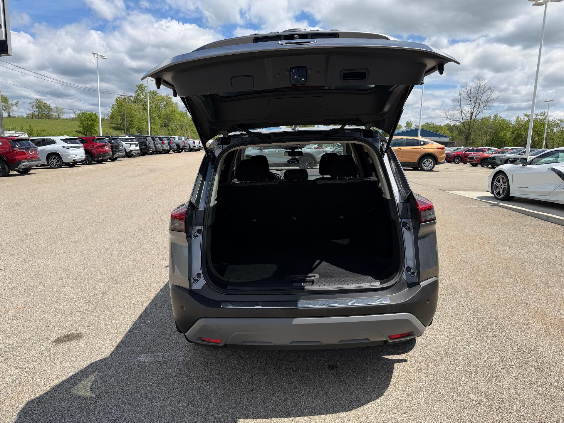 2023 Nissan Rogue SV Intelligent AWD - 11