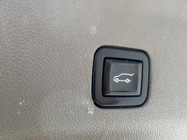 2021 GMC Yukon Vehicle Photo in LEOMINSTER, MA 01453-2952