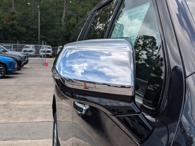 2025 Chevrolet Suburban Vehicle Photo in BRUNSWICK, GA 31525-1881
