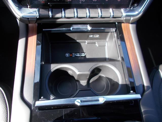 2026 GMC Yukon Vehicle Photo in LOWELL, MA 01852-4336