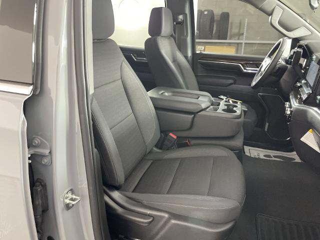 2024 GMC Sierra 1500 Vehicle Photo in GILBERT, AZ 85297-0402