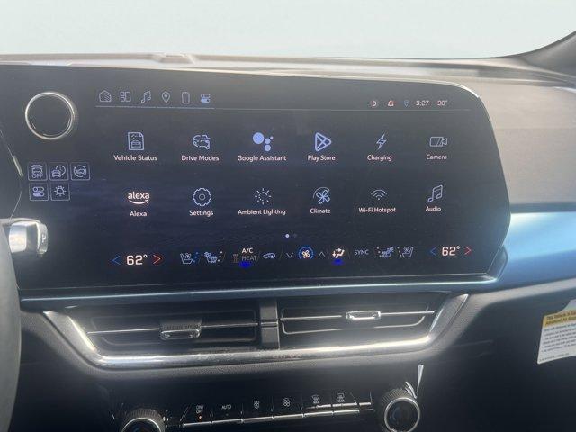 2024 Chevrolet Equinox EV Vehicle Photo in LEOMINSTER, MA 01453-2952