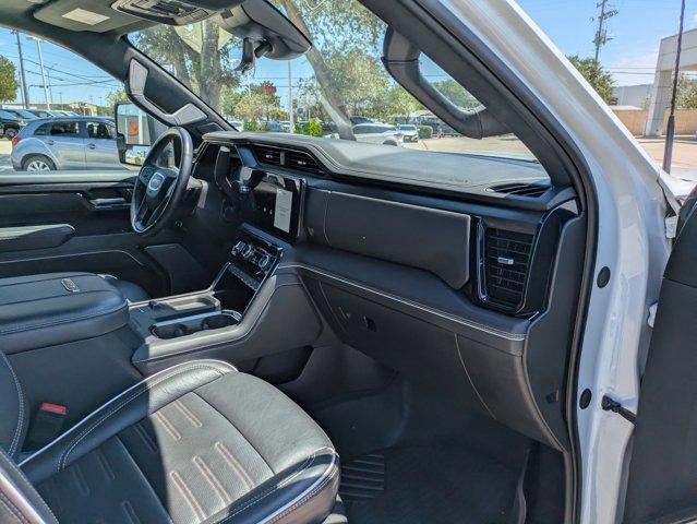 2024 GMC Sierra 2500 HD Vehicle Photo in SELMA, TX 78154-1459