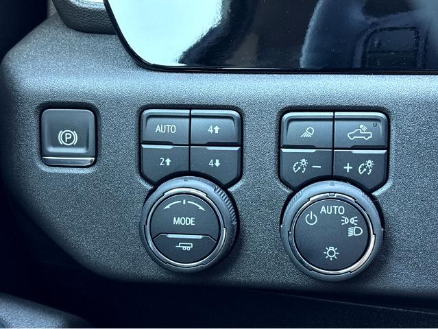 2026 Chevrolet Silverado 1500 Vehicle Photo in BEAUFORT, SC 29906-4218