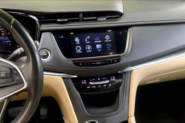 2017 Cadillac XT5 Vehicle Photo in KANSAS CITY, MO 64114-4545