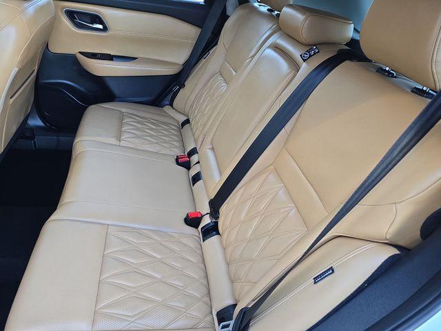 2021 Nissan Rogue Vehicle Photo in Pleasant Hills, PA 15236