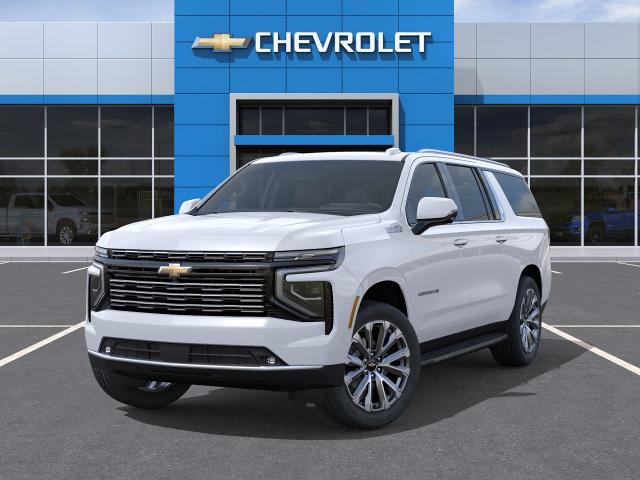 2026 Chevrolet Suburban photo 6 of 31