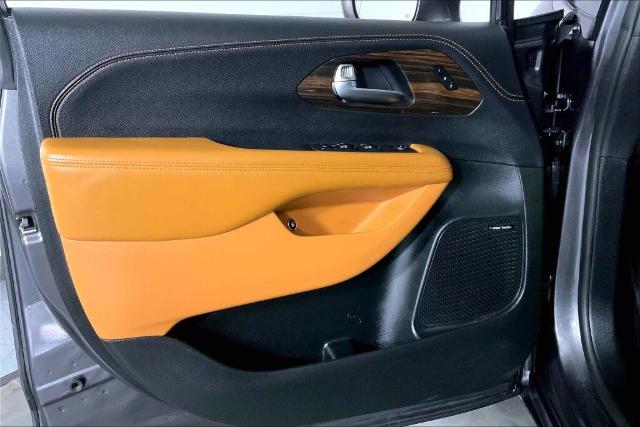 2022 Chrysler Pacifica Vehicle Photo in Kansas City, MO 64114