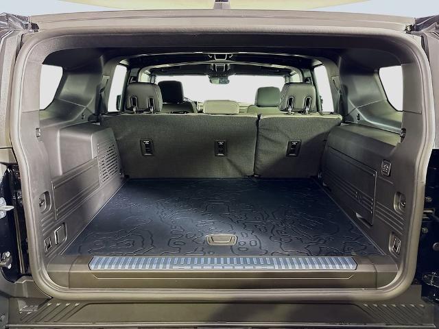 2025 GMC HUMMER EV SUV Vehicle Photo in PUYALLUP, WA 98371-4149