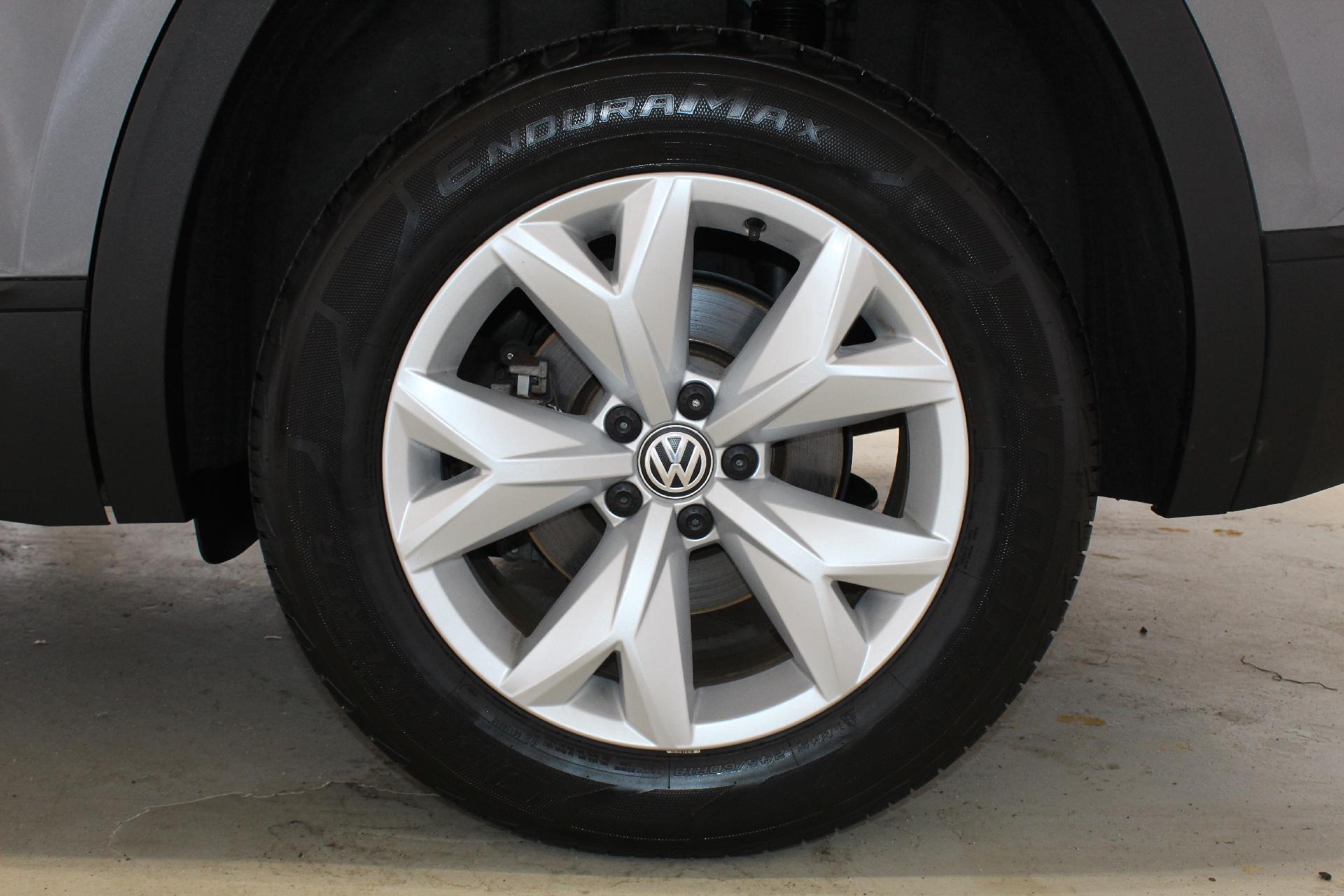 2018 Volkswagen Atlas Vehicle Photo in NORTHAMPTON, MA 01060-1120