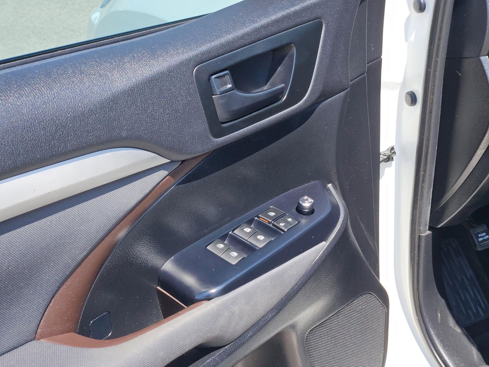 2019 Toyota Highlander Vehicle Photo in Seguin, TX 78155