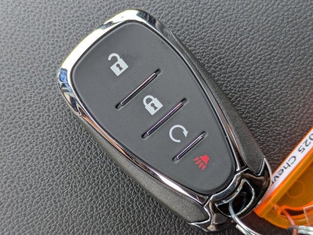 2025 Chevrolet Trax Vehicle Photo in BRUNSWICK, GA 31525-1881