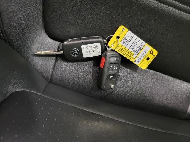 2020 Volkswagen Passat Vehicle Photo in NEENAH, WI 54956-2243