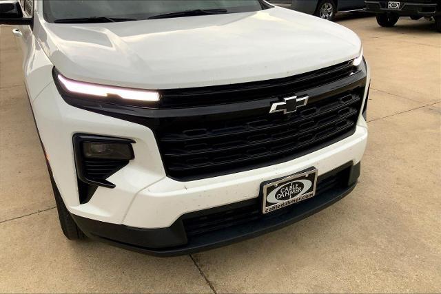 2024 Chevrolet Traverse Vehicle Photo in TOPEKA, KS 66609-0000