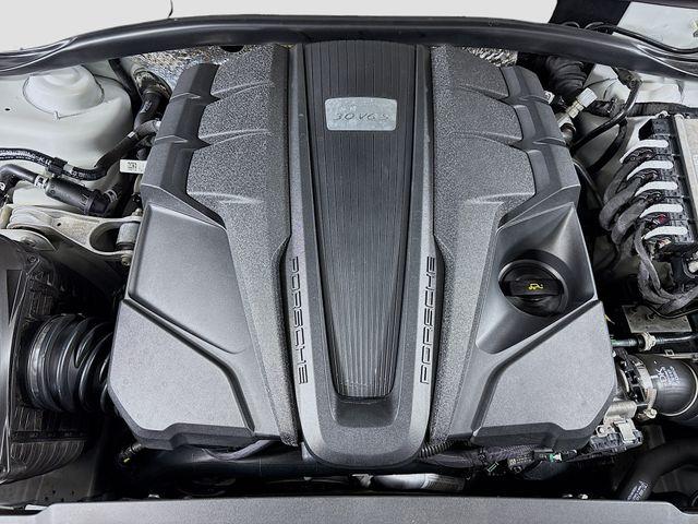 2021 Porsche Macan Vehicle Photo in Puyallup, WA 98371