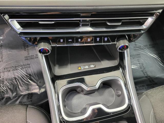 2025 Chevrolet Traverse Vehicle Photo in NEENAH, WI 54956-2243