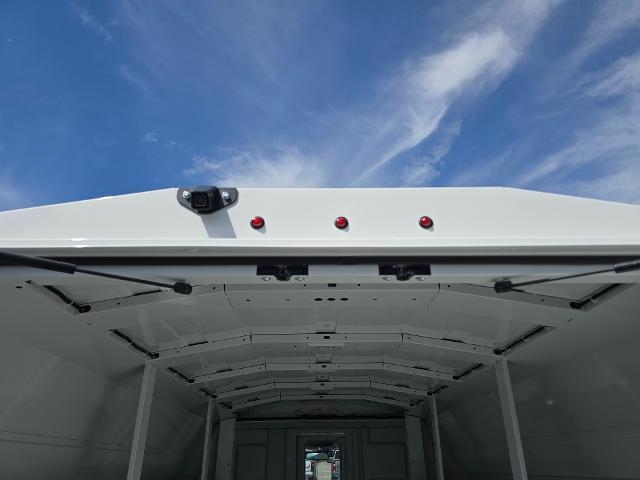 2025 Chevrolet Express Commercial Cutaway Vehicle Photo in INDEPENDENCE, MO 64055-1314