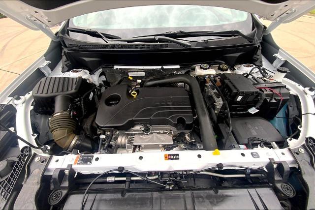 2023 GMC Terrain Vehicle Photo in TOPEKA, KS 66609-0000