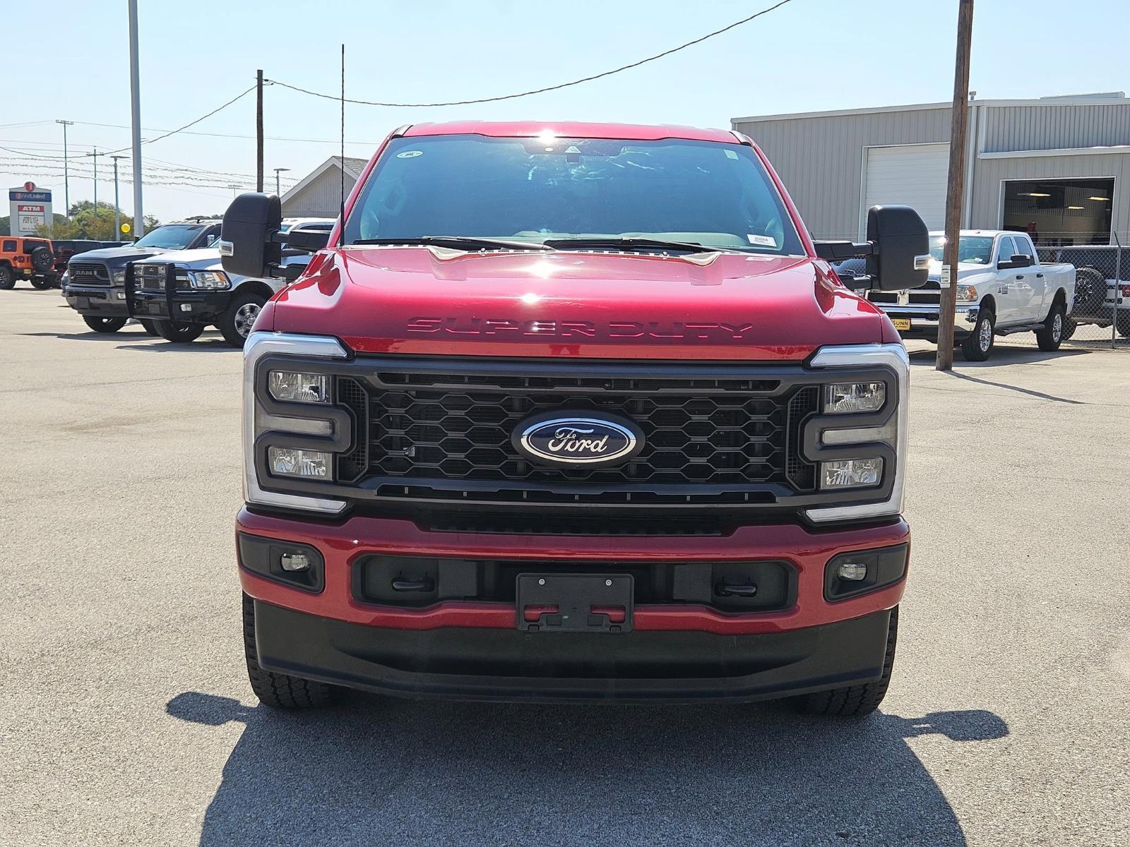 2024 Ford Super Duty F-350 SRW Vehicle Photo in Seguin, TX 78155