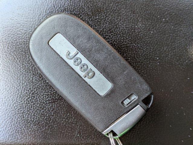 2021 Jeep Grand Cherokee Vehicle Photo in BRUNSWICK, GA 31525-1881