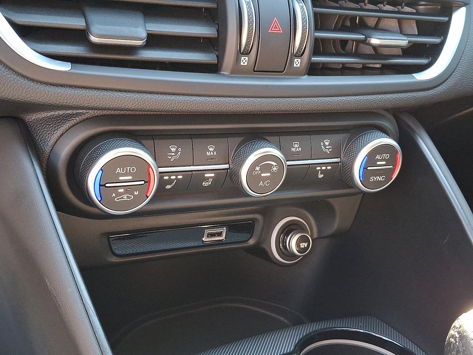 2022 Alfa Romeo Giulia Vehicle Photo in Willow Grove, PA 19090