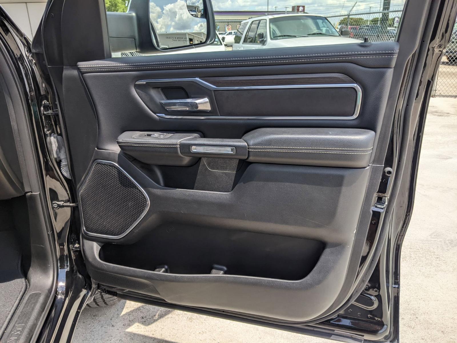 2025 Ram 1500 Vehicle Photo in Seguin, TX 78155