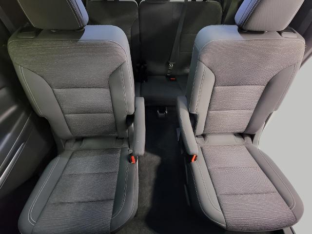 2025 Chevrolet Traverse Vehicle Photo in MANITOWOC, WI 54220-5838